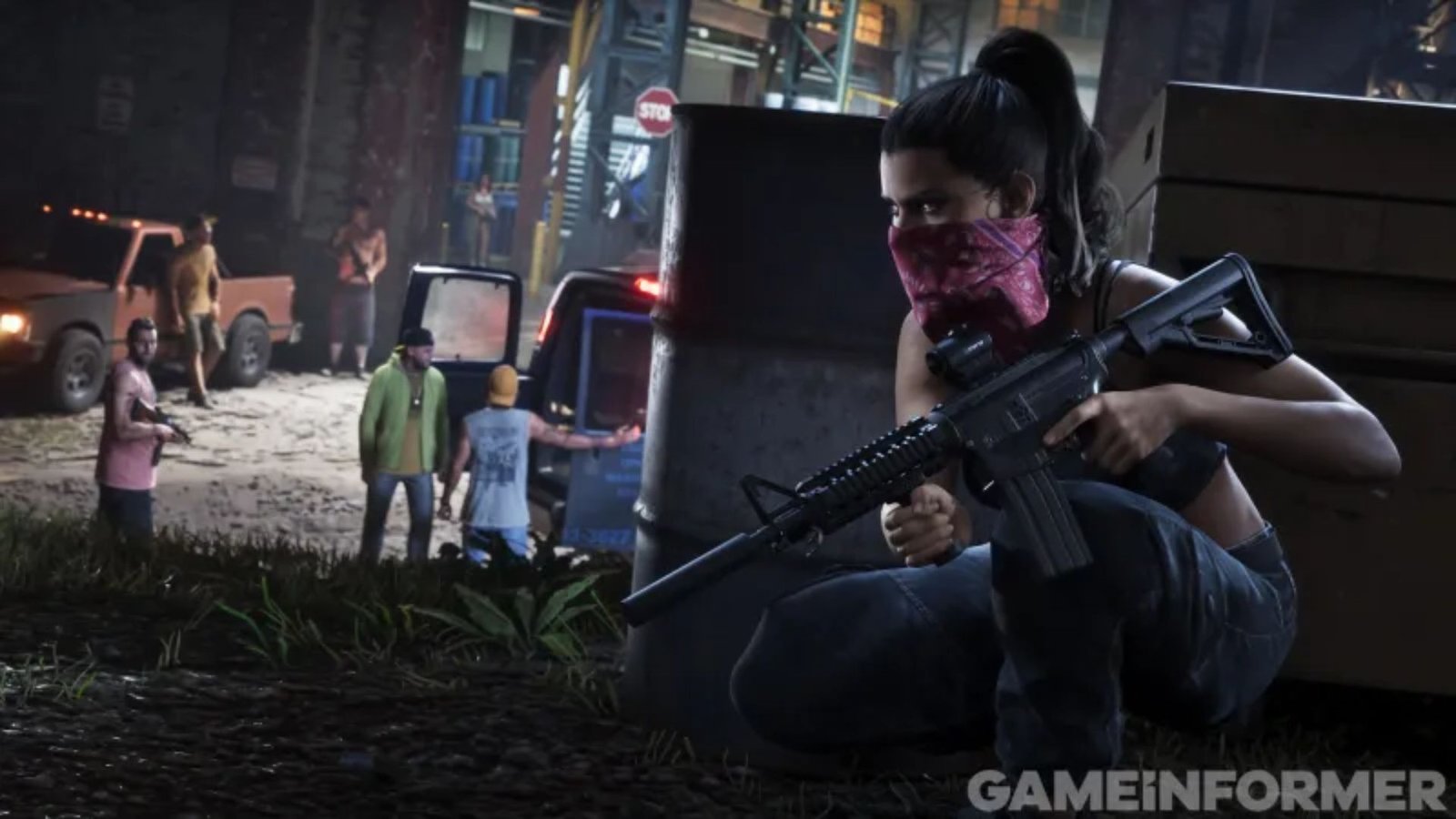 Lucia agachada com arma em cena de ação em GTA 6
